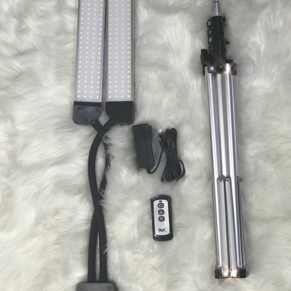 LED light for Salon Setup - Picture 3 of 4